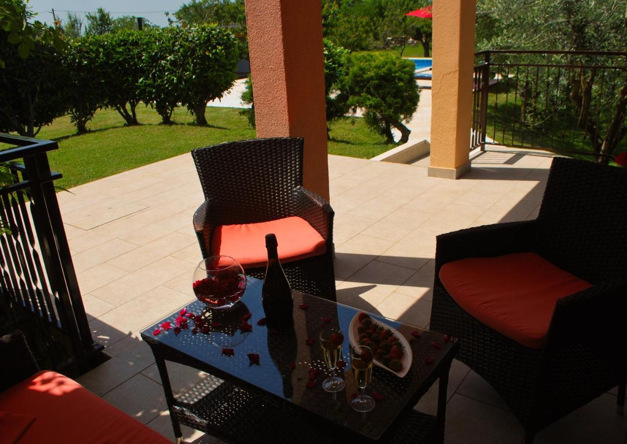 Villa Dorina Barban Buitenkant foto
